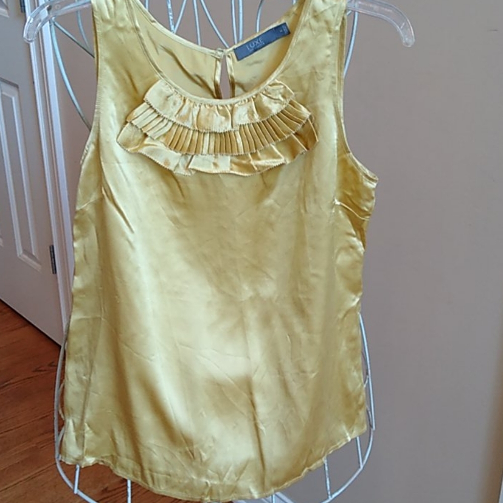 Luxe Silk Top - Picture 2 of 10